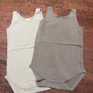 The simple folk sleeveless onesies